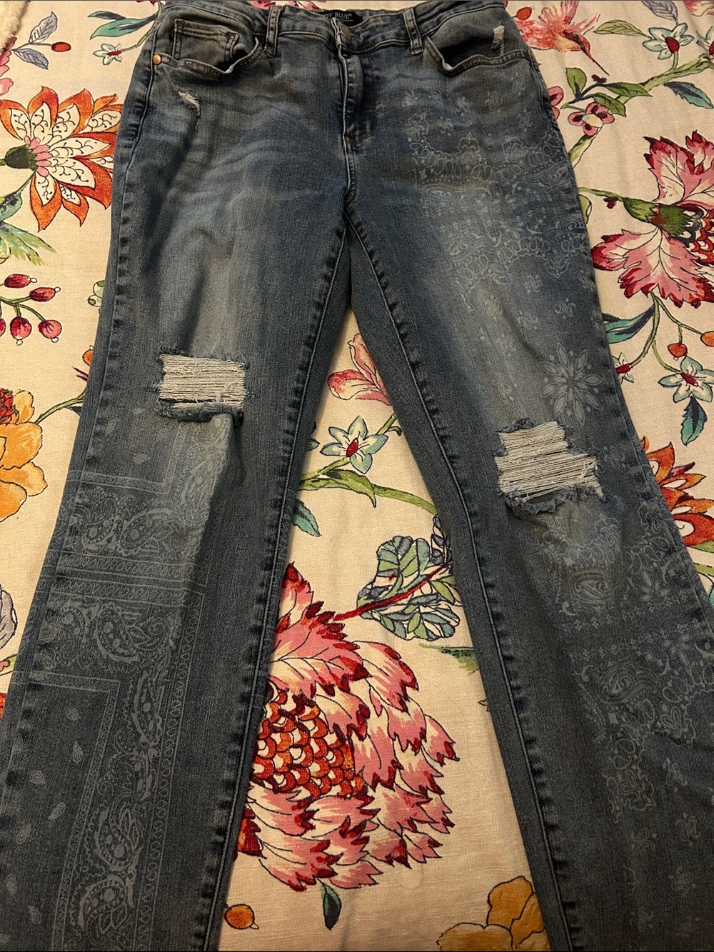 Judy Blue Washed Blue Distressed Boyfriend Jeans with Subtle Print